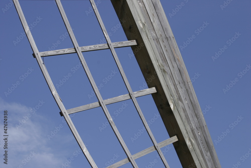 Wooden mill wing tip