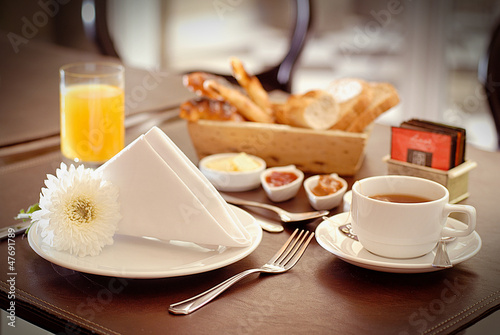 desayuno en el hotel 3 photo