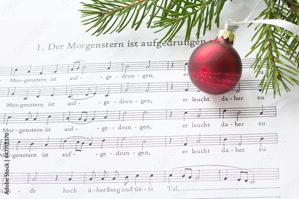 Fototapeta premium Weihnachtslieder singen