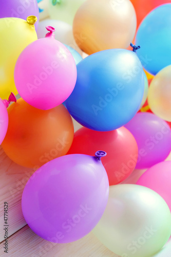 multicolor balloons