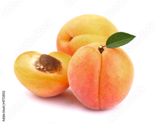 Fresh apricots with leaf