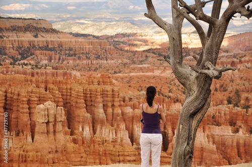 kobieta w bryce canyon