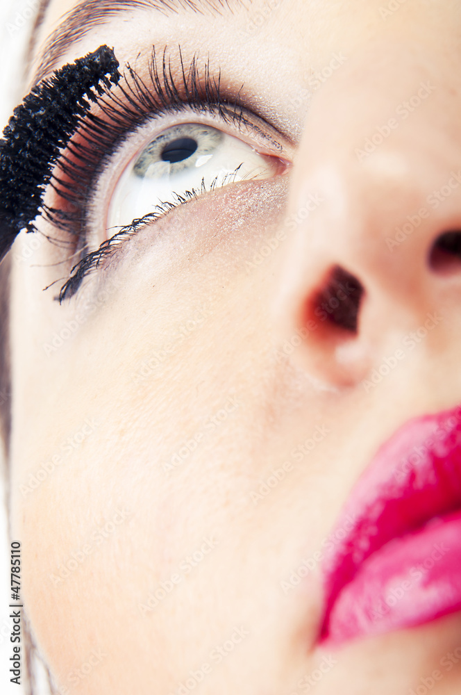 Fototapeta premium Girl making up