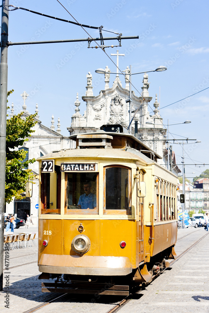 tram in front of Carmo Church (Igreja do Carmo), Porto, Portugal