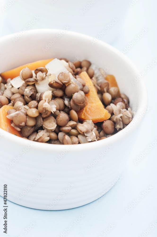 lentil in bowl lentil in bowl
