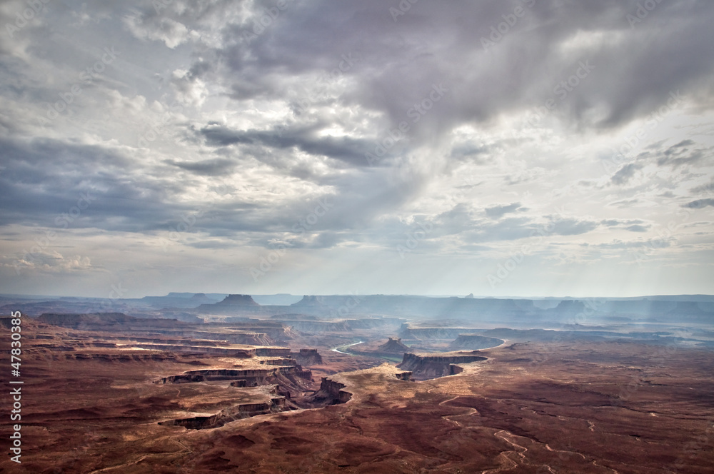 Canyonlands national park, ciel d'orage - Utah, USA