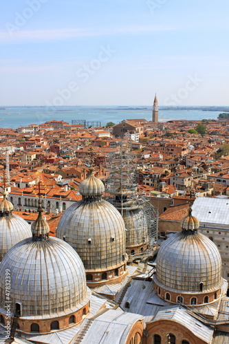 Vue sur la Basilique Saint-Marc et les toits de Venise © Open Mind Pictures