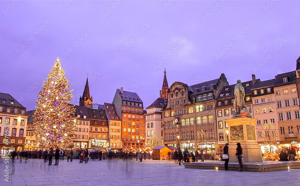 Fototapeta premium Marché de noël à Strasbourg, Alsace.