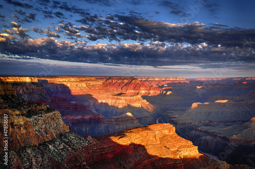 horizontal view of Grand Canyon at sunrise