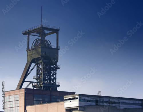 head frame of mine shafts
