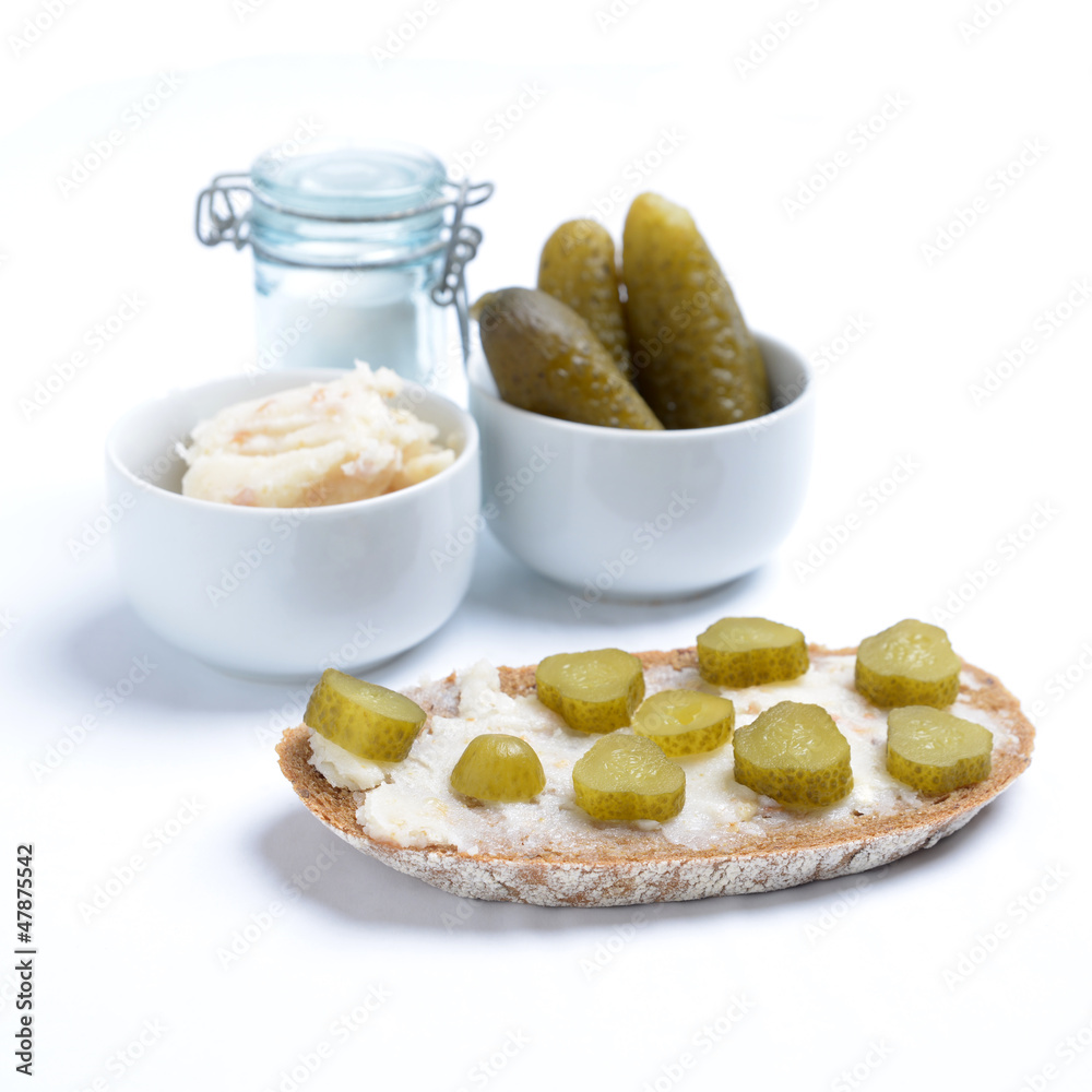 Fettbrot mit Gurke Fettbrot mit Gurke