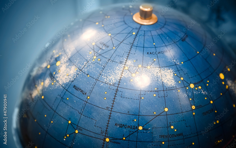Obraz premium Old star sky globe with Russian text
