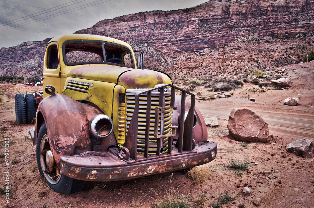 Camion vintage rouillé - Montana, USA Stock Photo | Adobe Stock