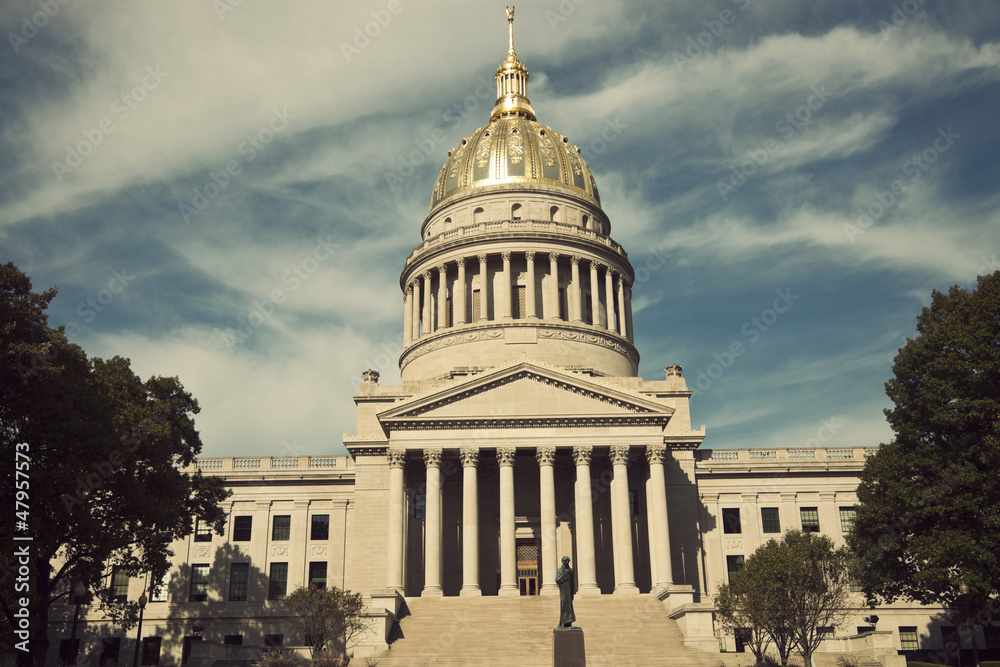 Naklejka premium Charleston - State Capitol Building