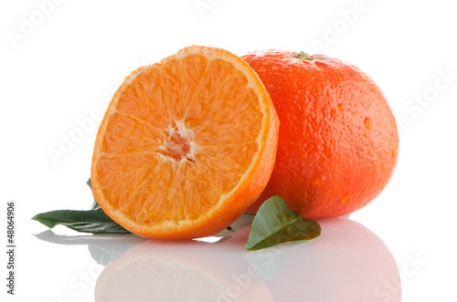 Fototapeta Naklejka Na Ścianę i Meble -  Fresh orange mandarins