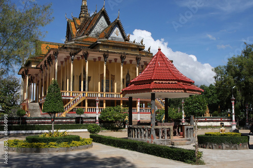 Vászonkép La pagode aux cent piliers