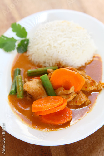 Red Coconut Curry