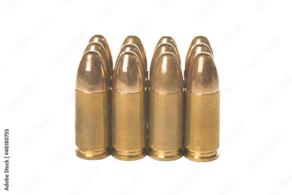 Obraz premium Twelve 9mm bullets