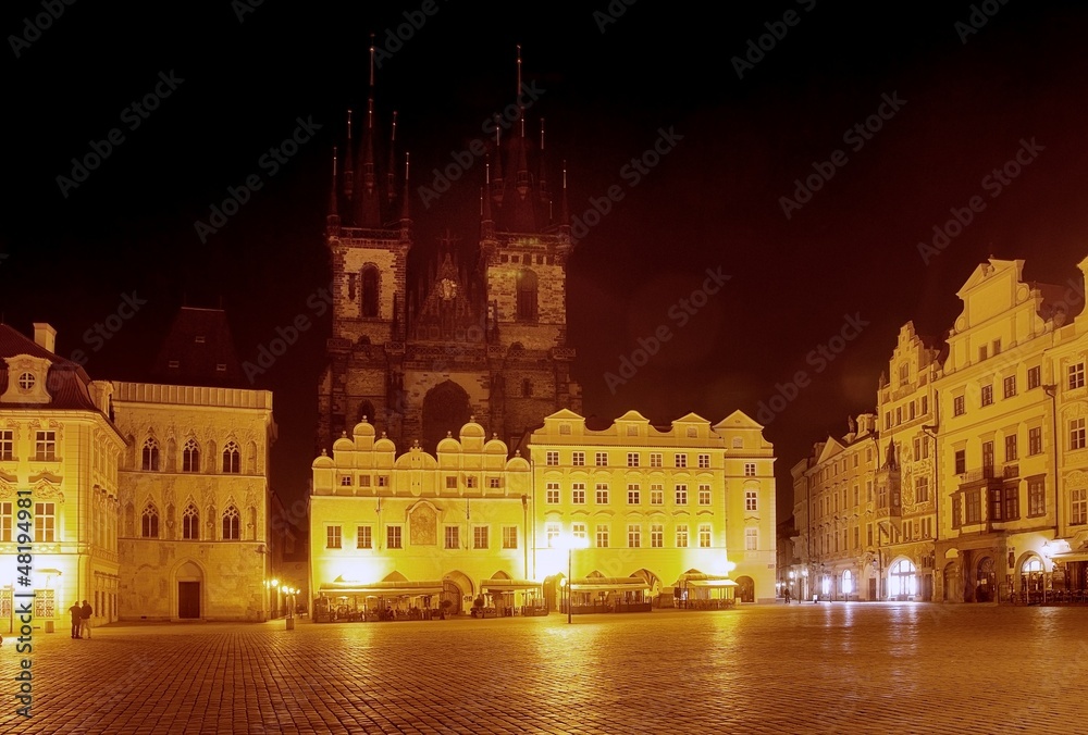 Fototapeta premium Night view of Old Town Square - Prague - Czech Republic