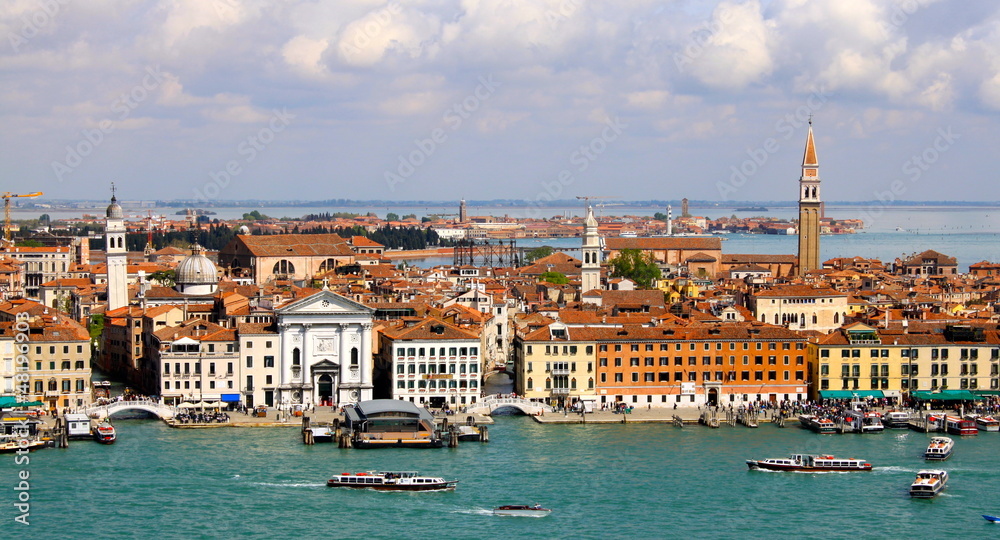 Fototapeta premium Vue sur le quai de l'arsenal à Venise - Italie