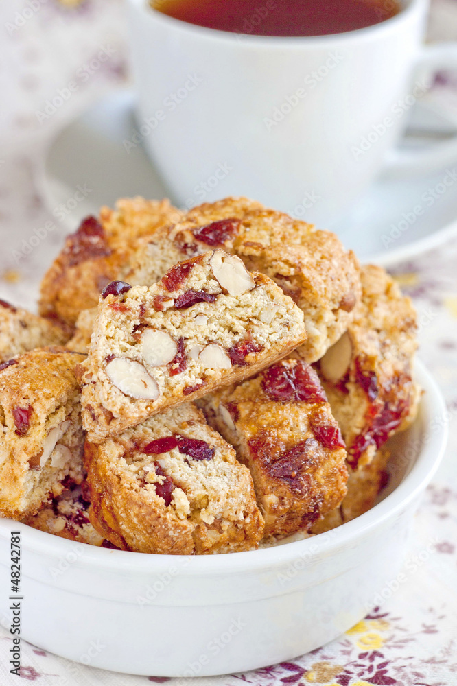 Almond and cranberries biscotti Almond and cranberries biscotti
