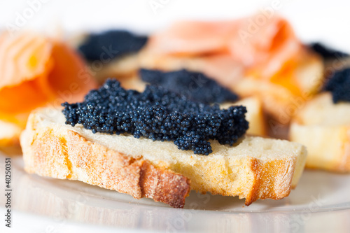Crostini with salmon and caviar