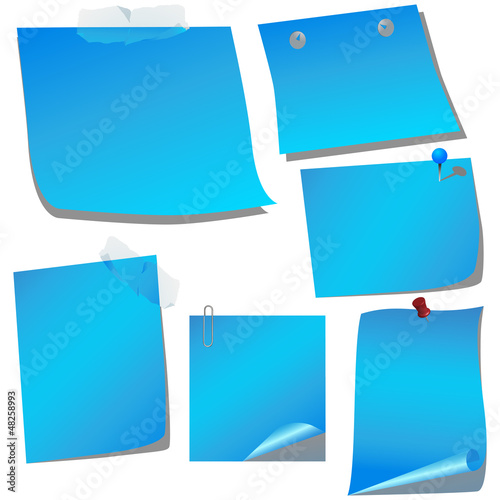 Blue blank memo pinned on the wall