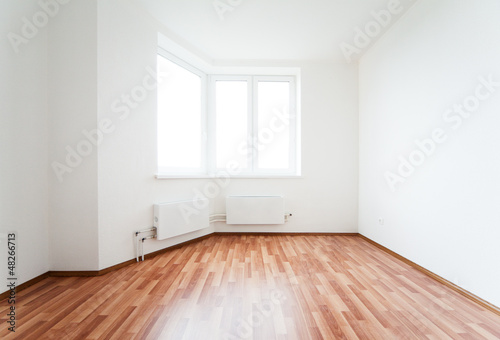 Fototapeta Naklejka Na Ścianę i Meble -  empty room with window