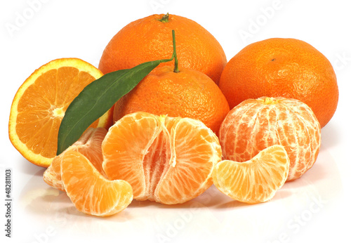 bunch of tangerines