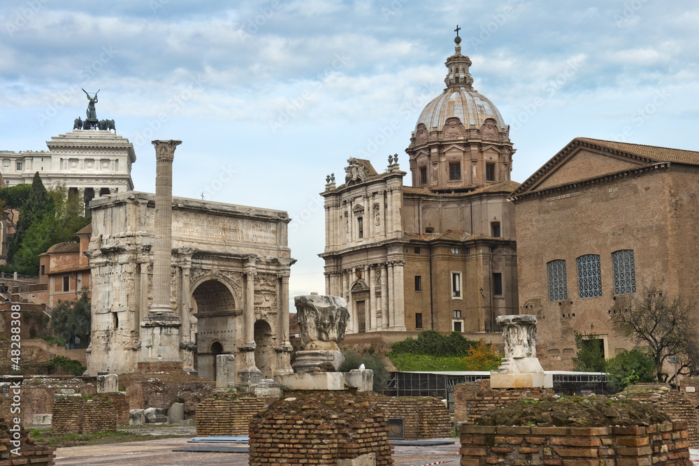 ancient ruins of the Roman Forum