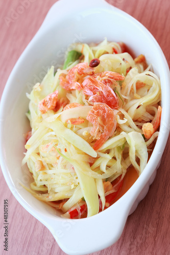Thai papaya salad