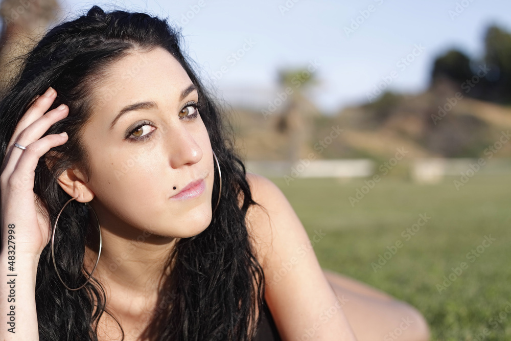 young brunette woman outdoor