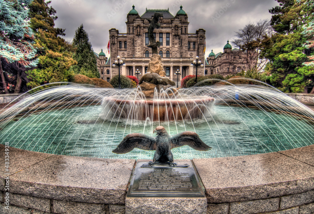 Fountain in front of British Columbia Government Parliament Buil Fountain in front of British Columbia Government Parliament Buil