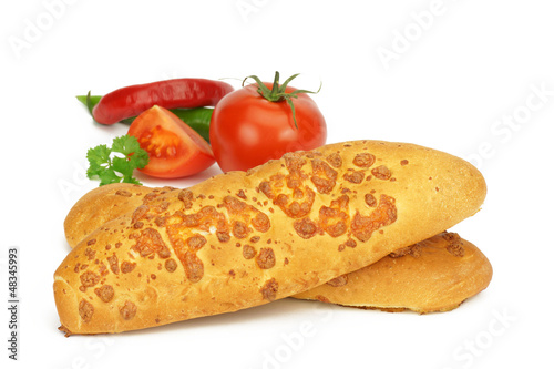 Pikantna bułka z pomidorem