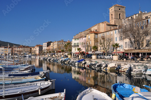La Ciotat, église, port et barques