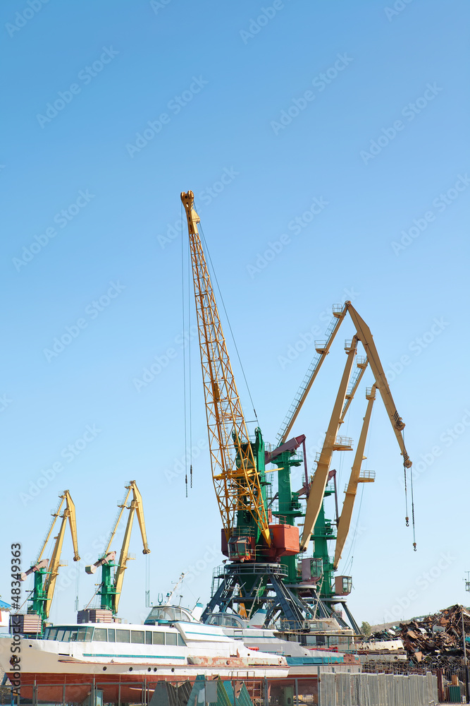 Construction work at the port dock crane