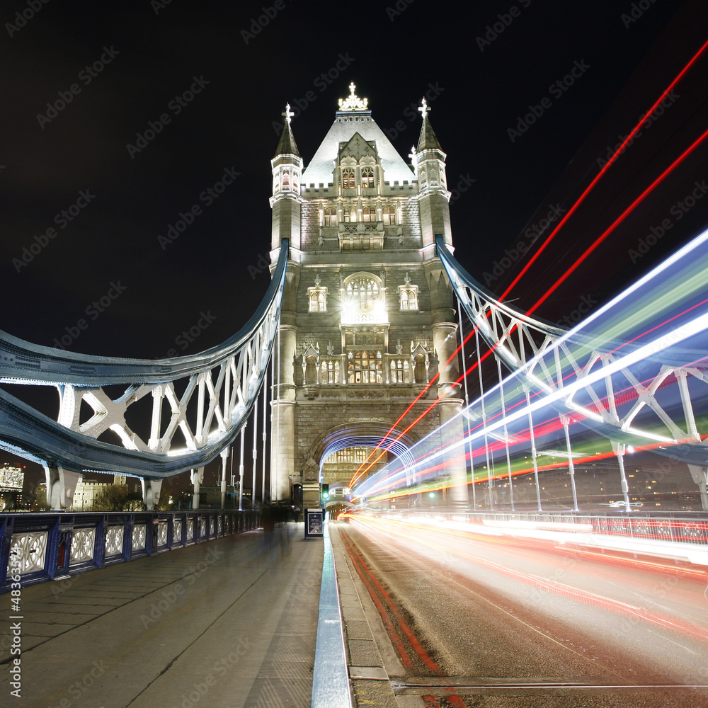 Obraz premium Tower Bridge at night