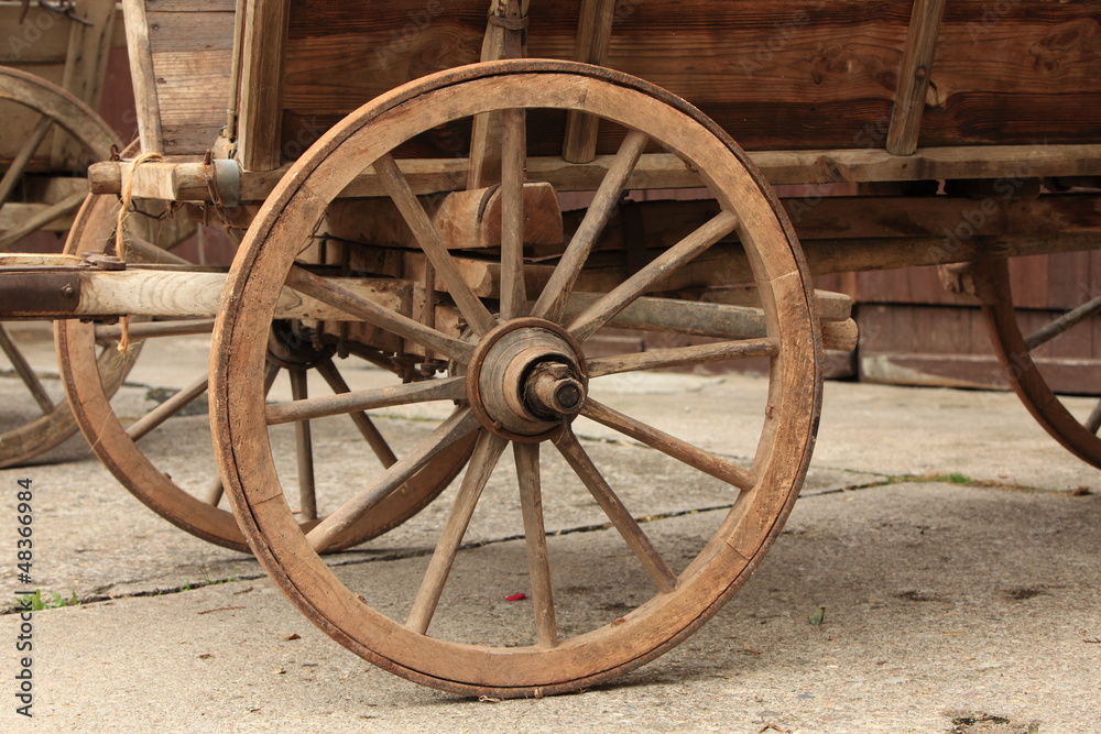 Altes Fuhrwerk StockFoto Adobe Stock