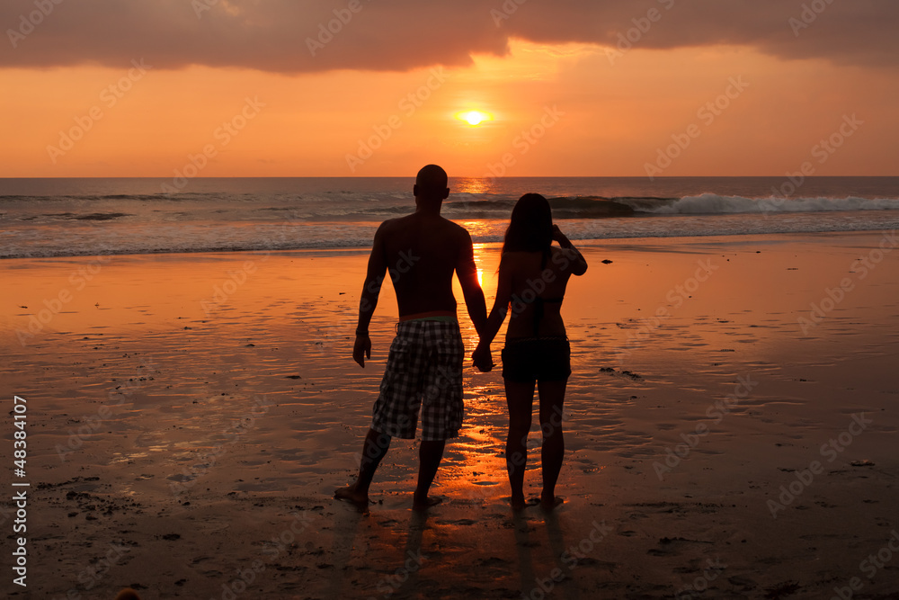 Fototapeta premium couple at sunet