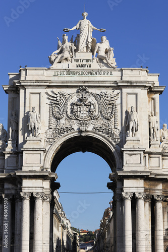 farmous arch at commerce square photo