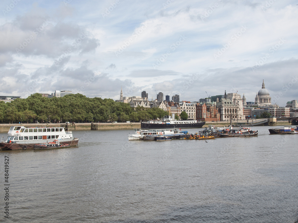 Naklejka premium River Thames in London