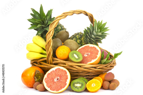 Fototapeta Naklejka Na Ścianę i Meble -  fresh fruits in a basket