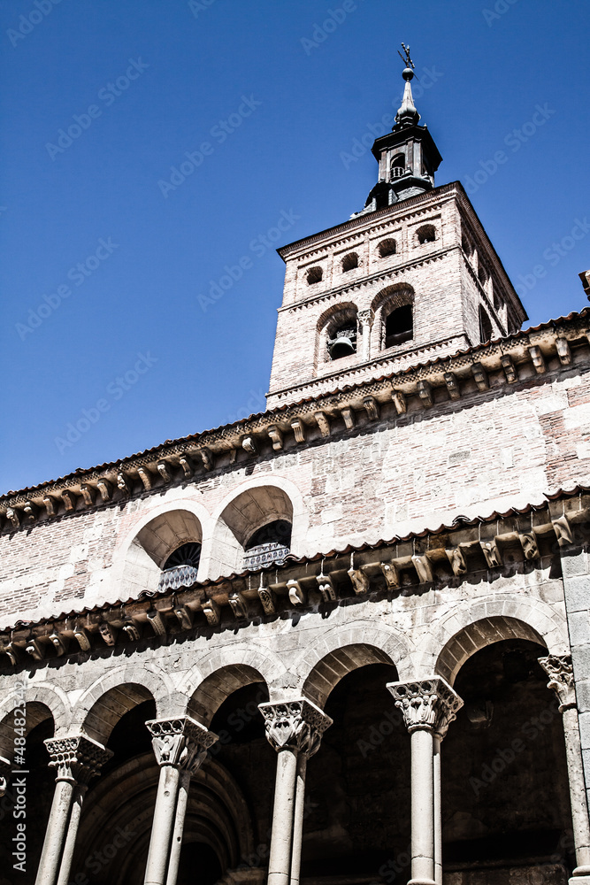 Fototapeta premium The famous ancient aqueduct in Segovia, Castilla y Leon, Spain