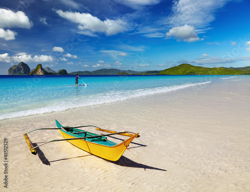 Fototapeta Naklejka Na Ścianę i Meble -  Tropical beach