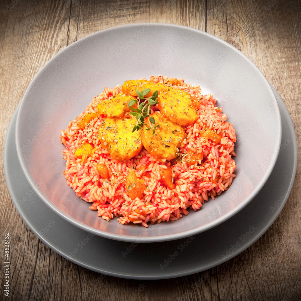 piatto di risotto con fichi d'india piatto di risotto con fichi d'india