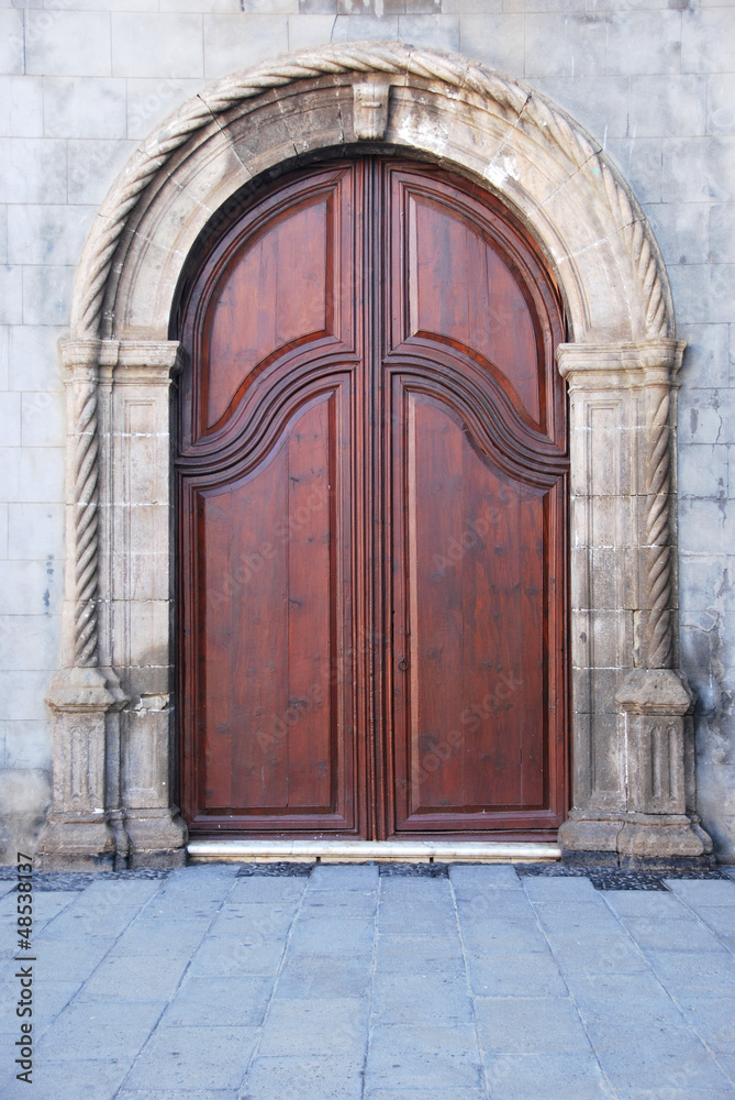 Arch door