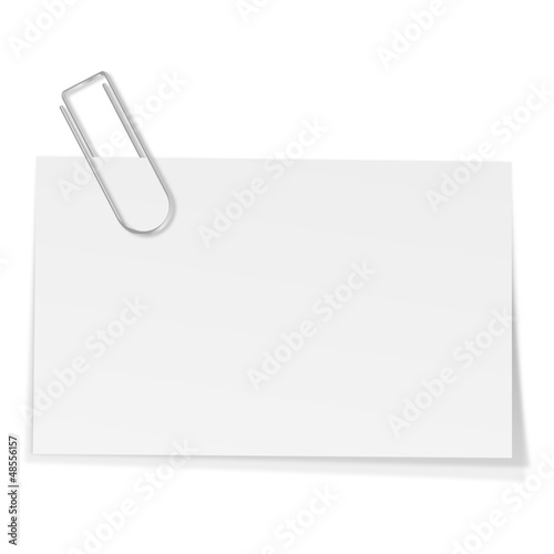 Notizzettel mit Büroklammer