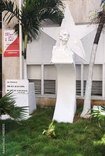 Canvas Print Sculpture of Jose Marti.