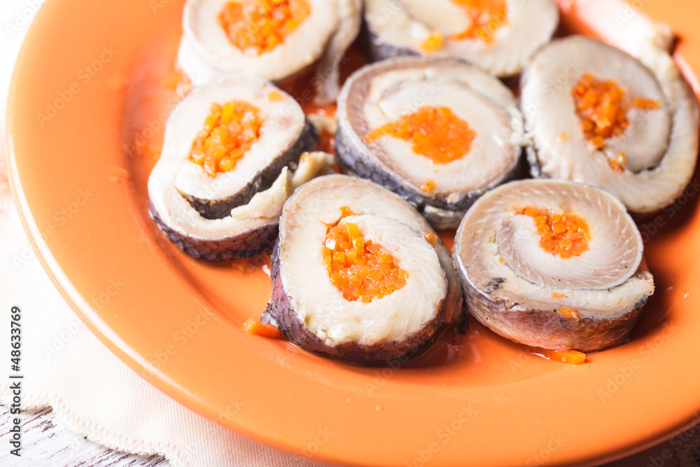 Herring rolls with carrot