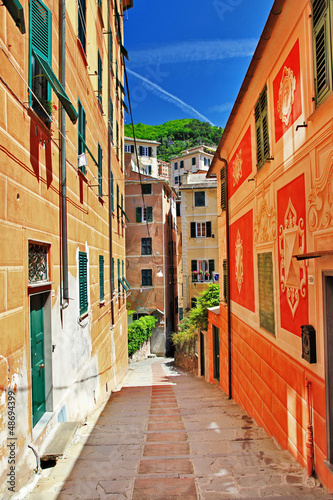 Fototapeta Naklejka Na Ścianę i Meble -  Camogli, colorful streets of Ligurian coast
